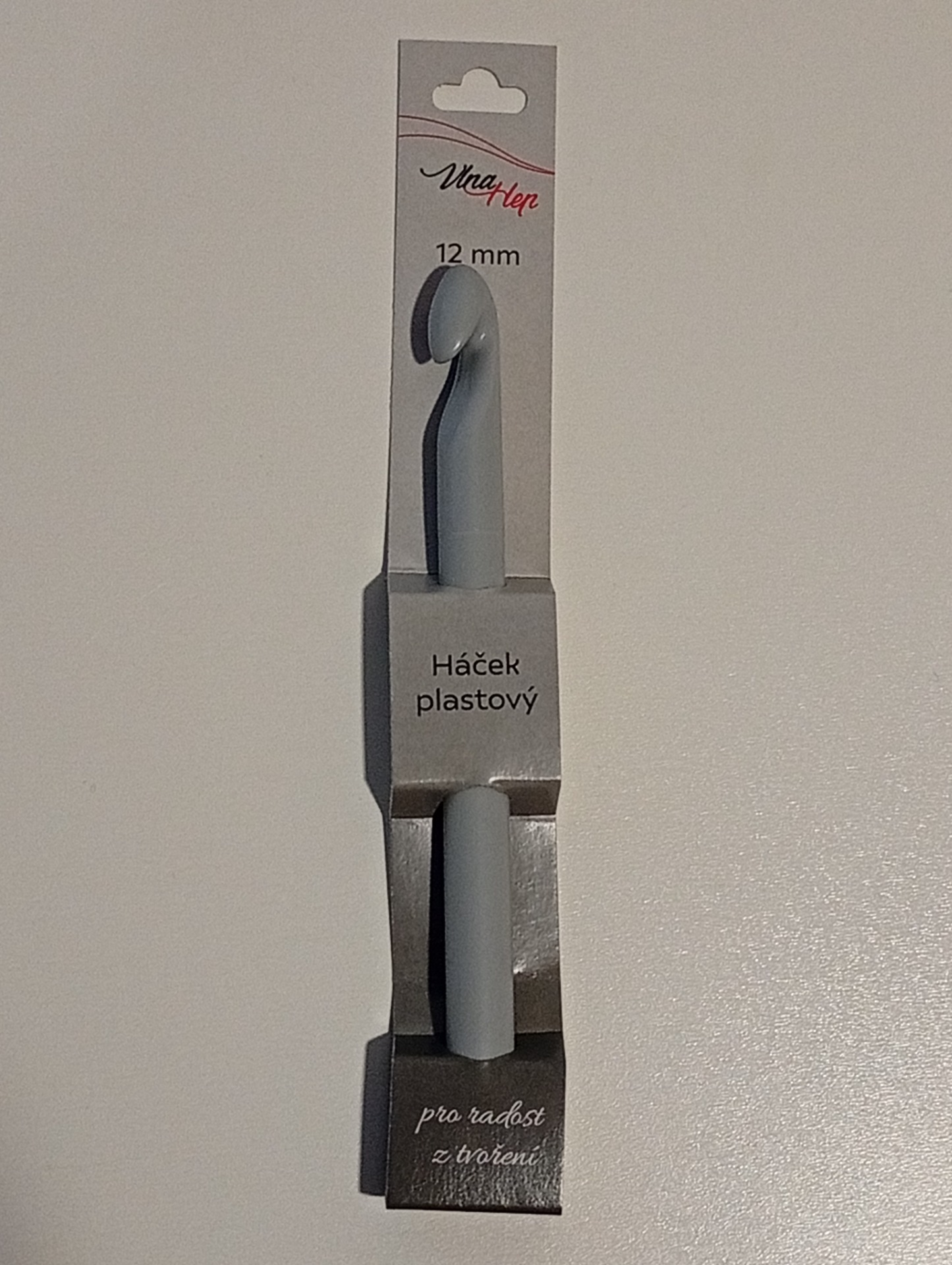 Plastový háček 12 mm