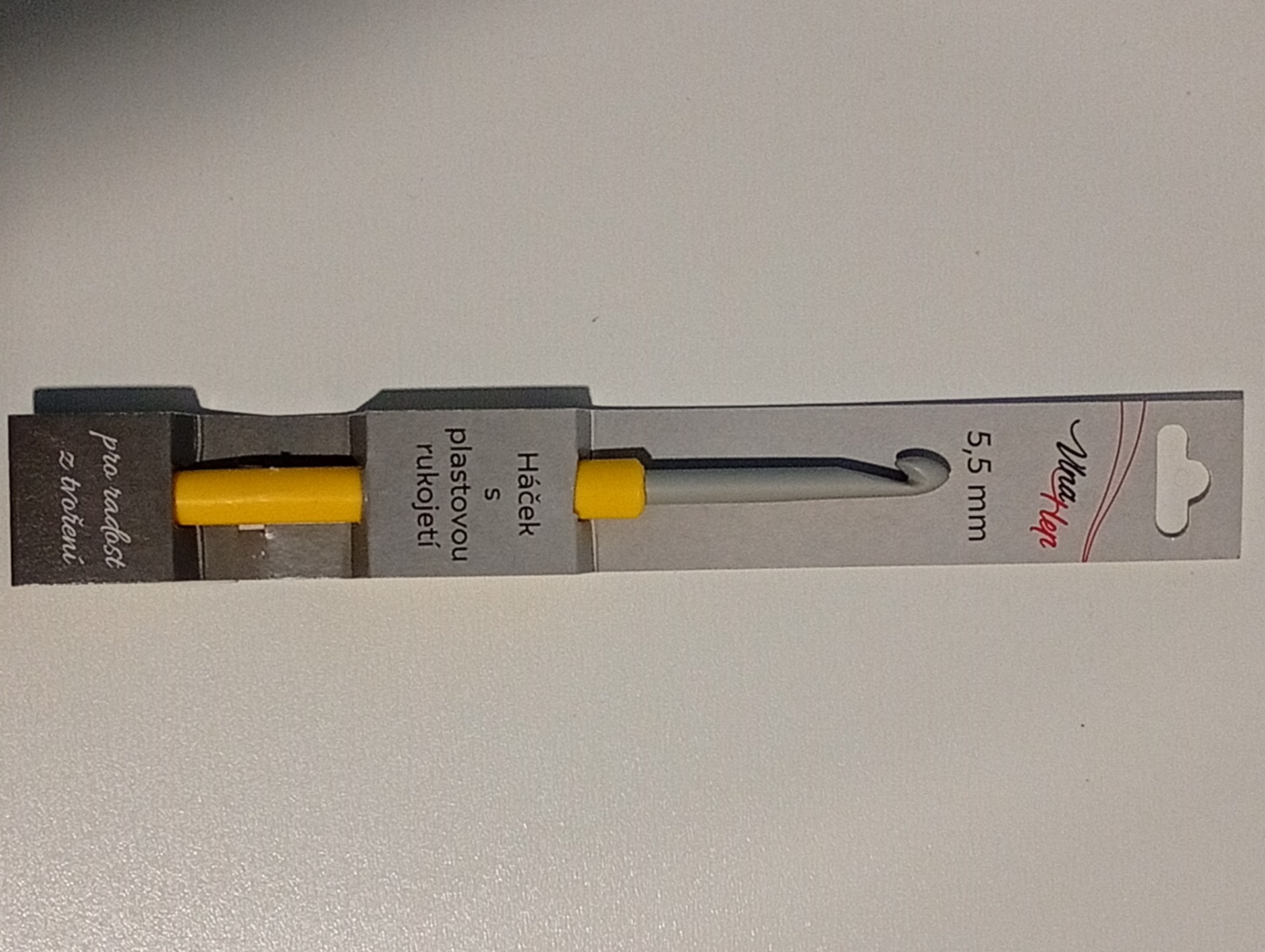 Háček s plastovou rukojetí 5,5 mm